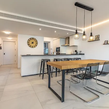 Apartment Seaview Splendor 2-br Luxury, Huge Terrace Fuengirola